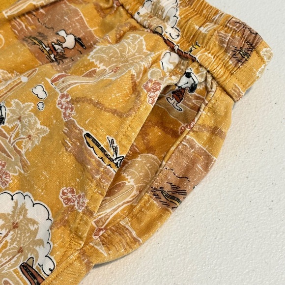 Peanuts x Reyn Spooner Uniqlo Snoopy Surfing Shorts Women Small 4 Yellow Pockets - Picture 6 of 12